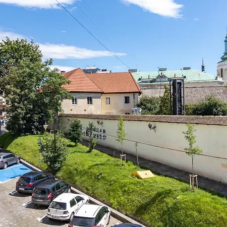 Apartament прожиття