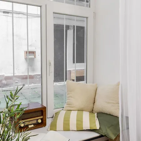 Apartment є світло прожиття
